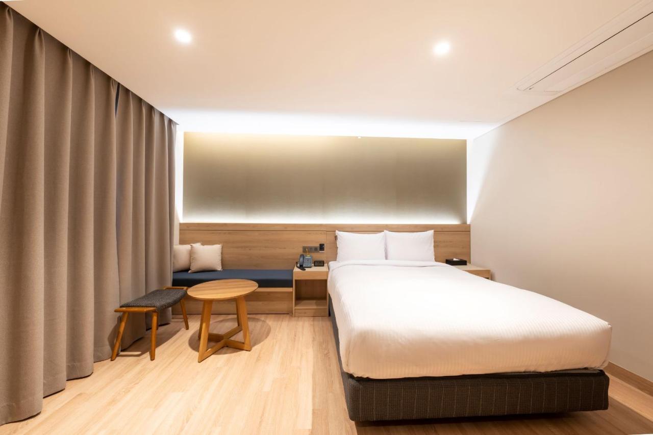 โฮเทล ฟอเรต์ เดอะ สปา Hotel ปูซาน ภายนอก รูปภาพ