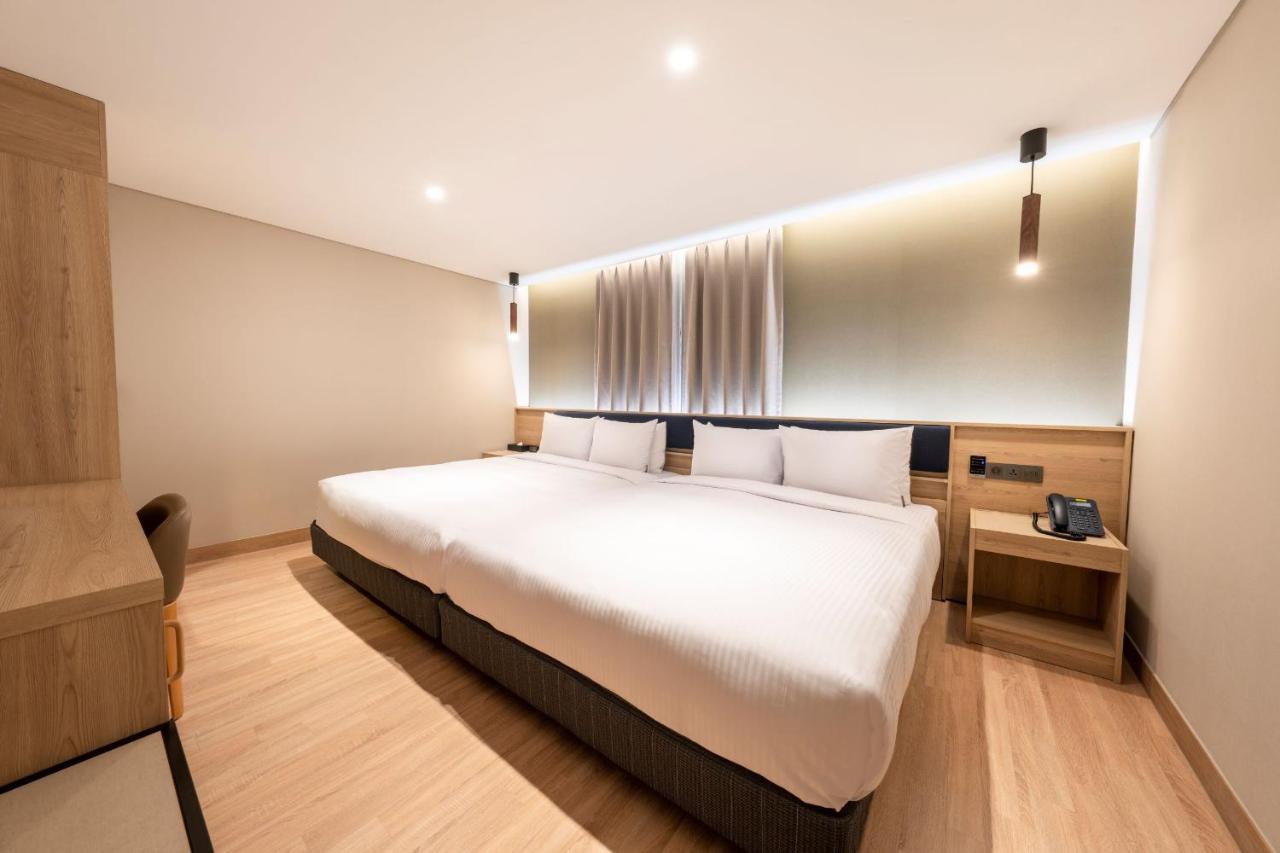 โฮเทล ฟอเรต์ เดอะ สปา Hotel ปูซาน ภายนอก รูปภาพ