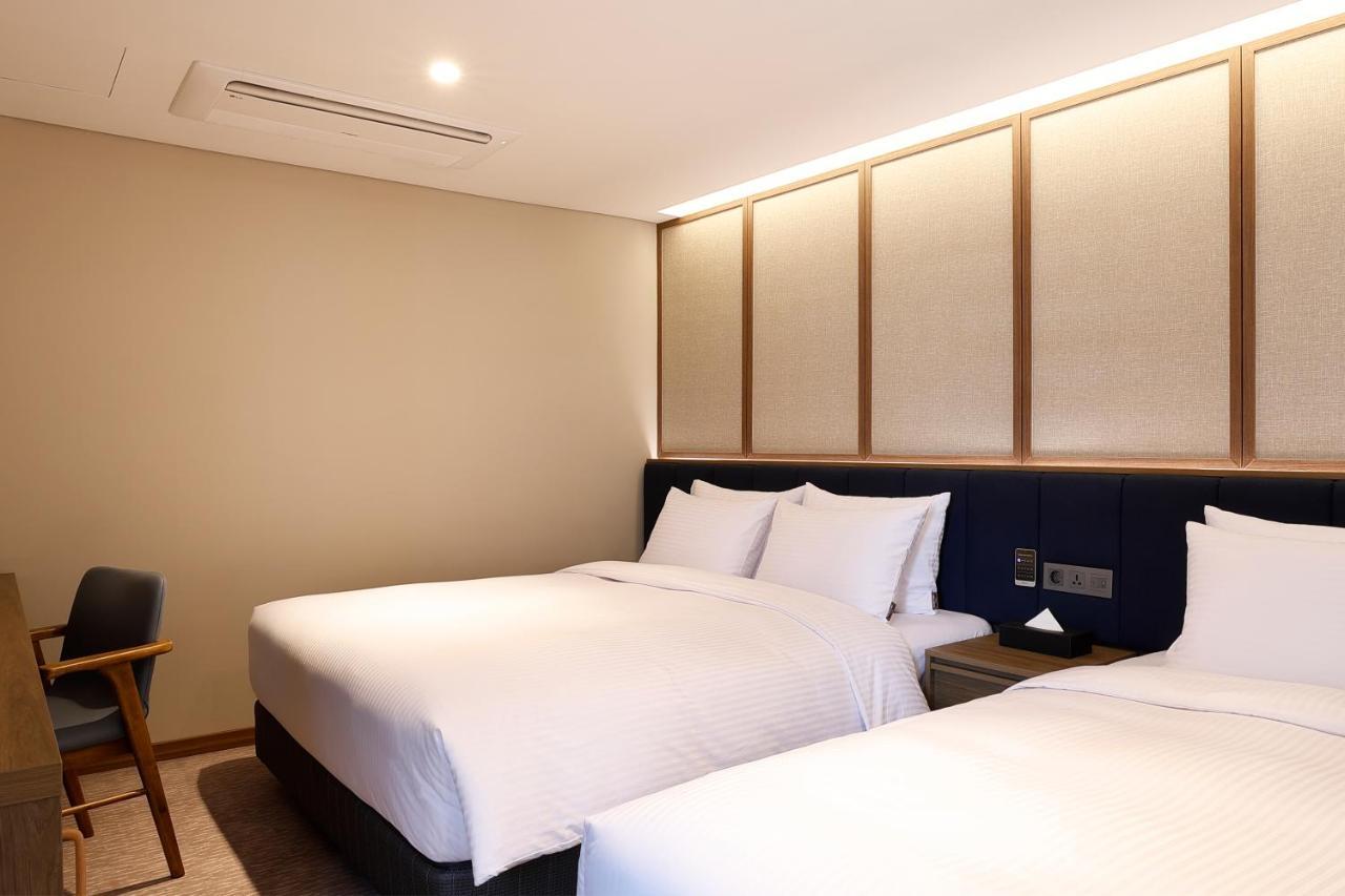 โฮเทล ฟอเรต์ เดอะ สปา Hotel ปูซาน ภายนอก รูปภาพ