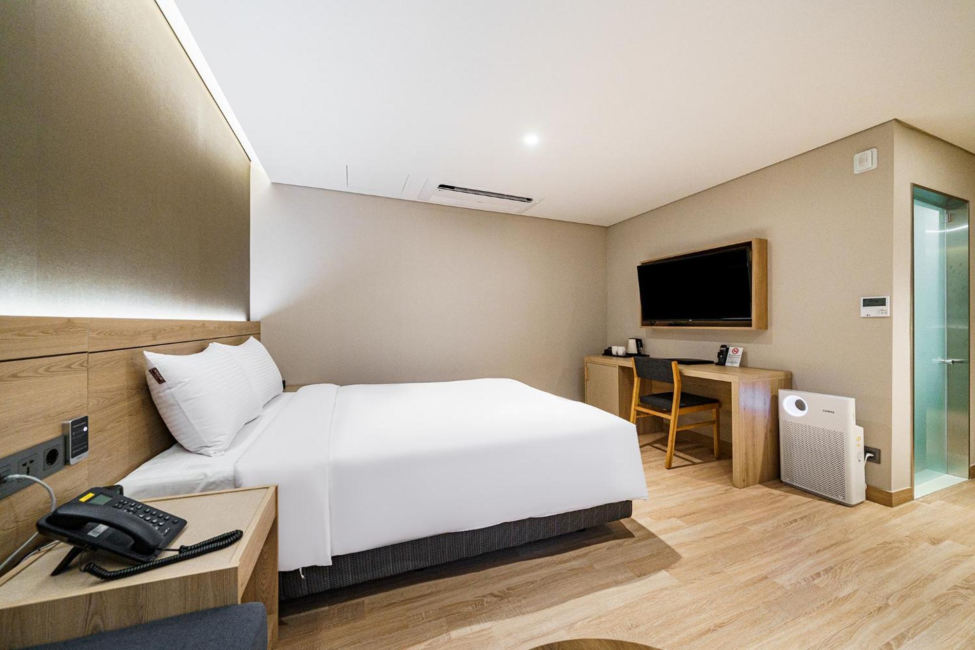 โฮเทล ฟอเรต์ เดอะ สปา Hotel ปูซาน ภายนอก รูปภาพ